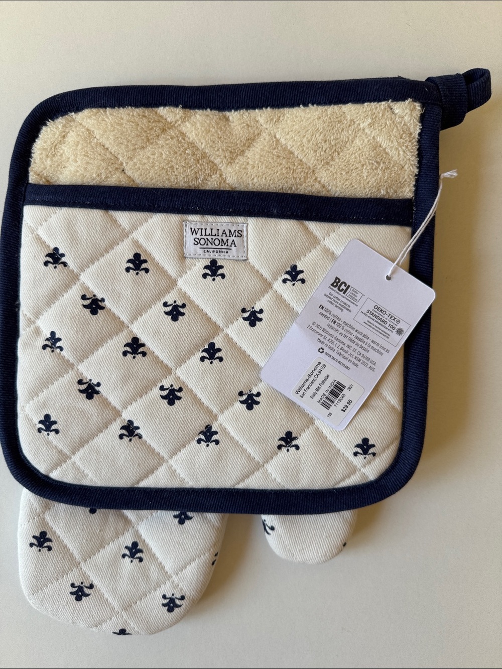 NEW Williams Sonoma White & Navy Fleur Kitchen Cotton Set with Multicolor Border - Picture 8 of 11